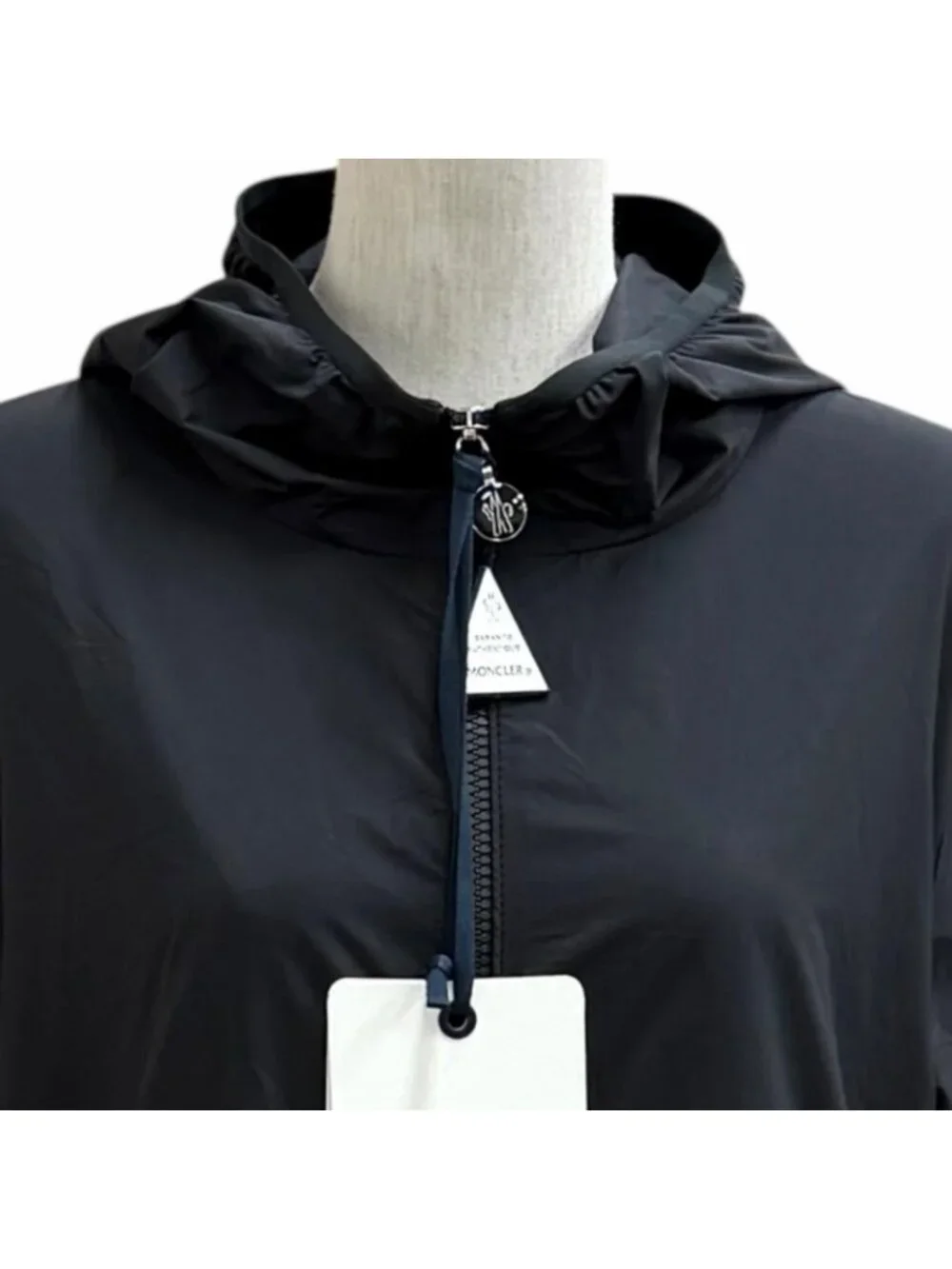 Moncler Fegeo Logo Patch Hooded Zip UP Windbreaker Nylon Jacket Black